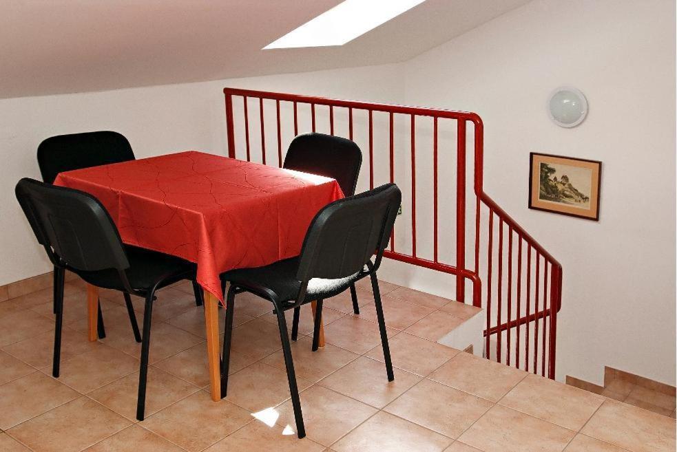 Liszt Apartman Peçuy Oda fotoğraf