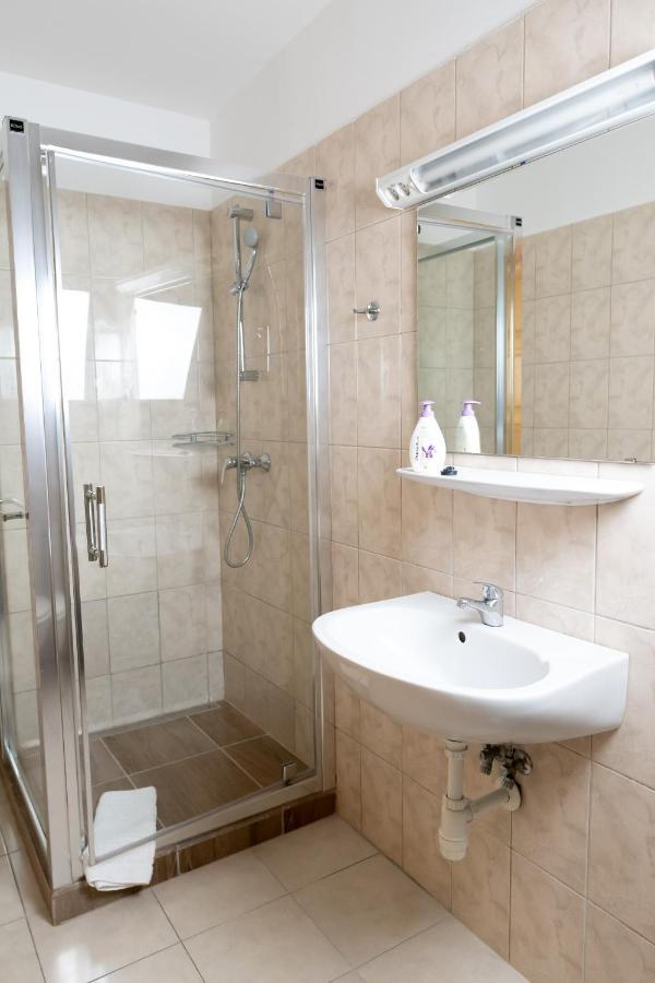 Liszt Apartman Peçuy Dış mekan fotoğraf